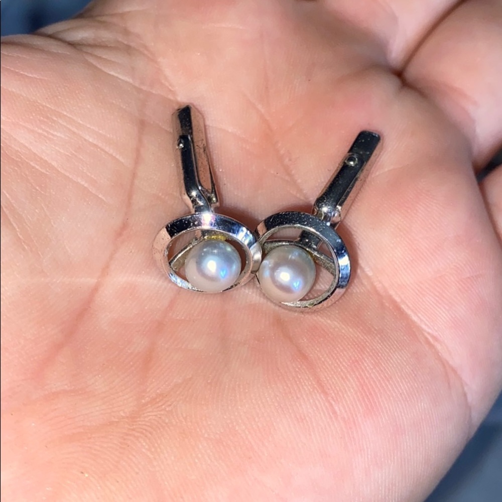 Cufflinks